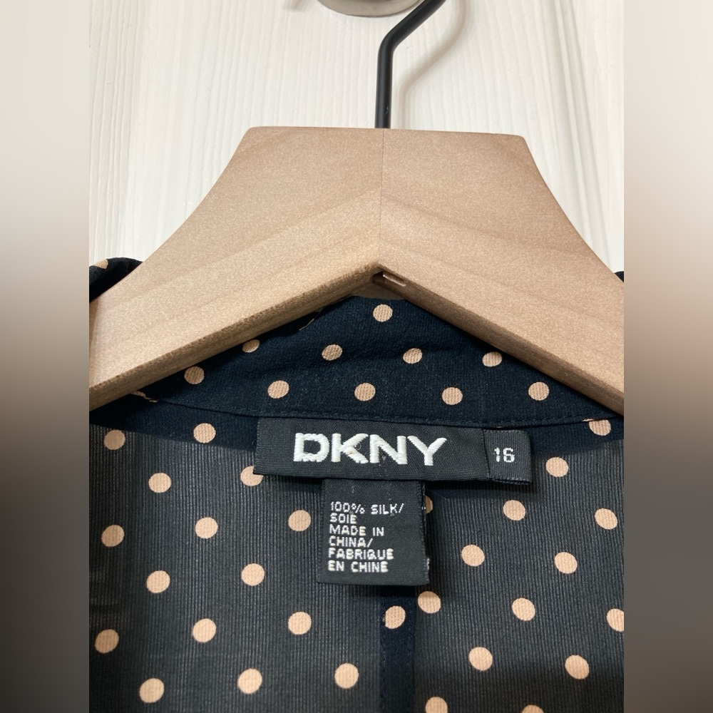 DKNY Black Tan Polka Dot Long Sleeve Silk Button Down Shirt 16 Parisian Chic XL - Picture 2 of 7